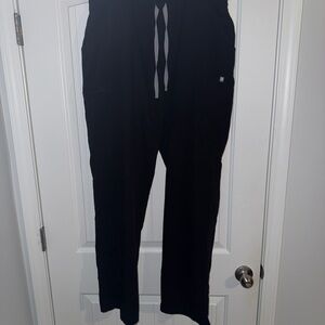 Figs Woman’s Yola High Waisted scrubs